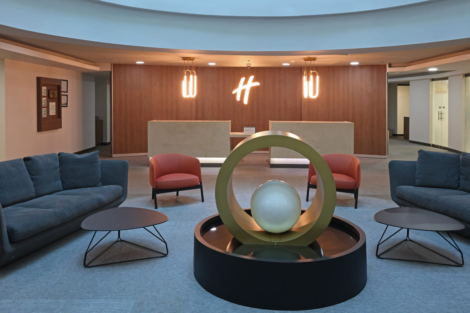 Lobby del Hotel Holiday Inn & Suites Médica Sur Copyright