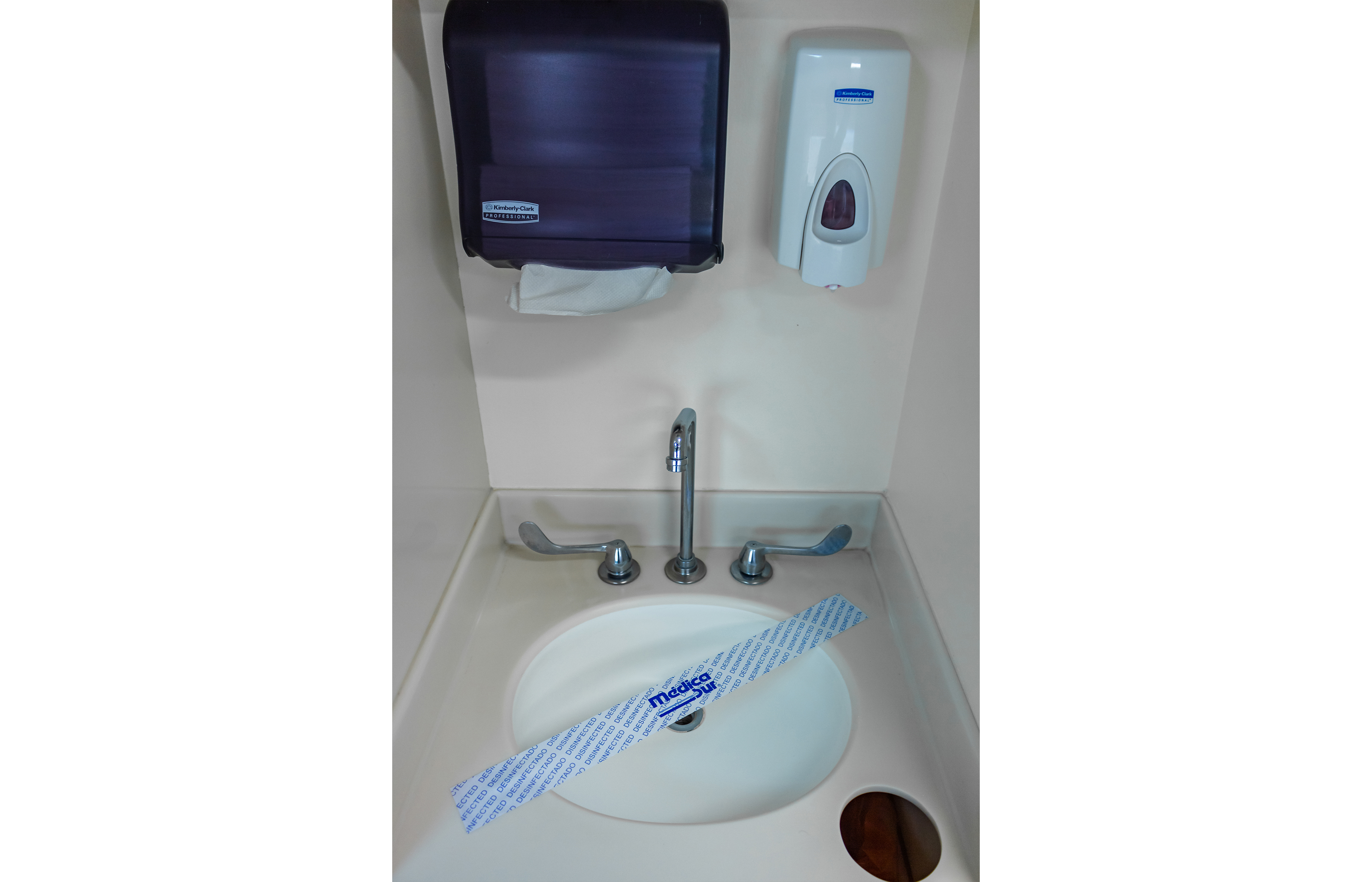 Lavamanos exclusivo para el Personal de Salud Médica Sur Copyright