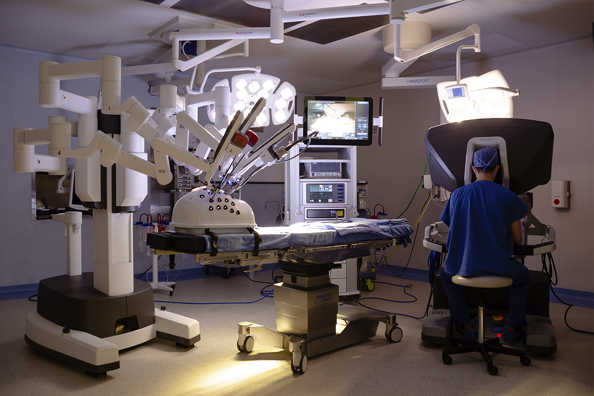 Da Vinci X Surgical System Médica Sur Copyright
