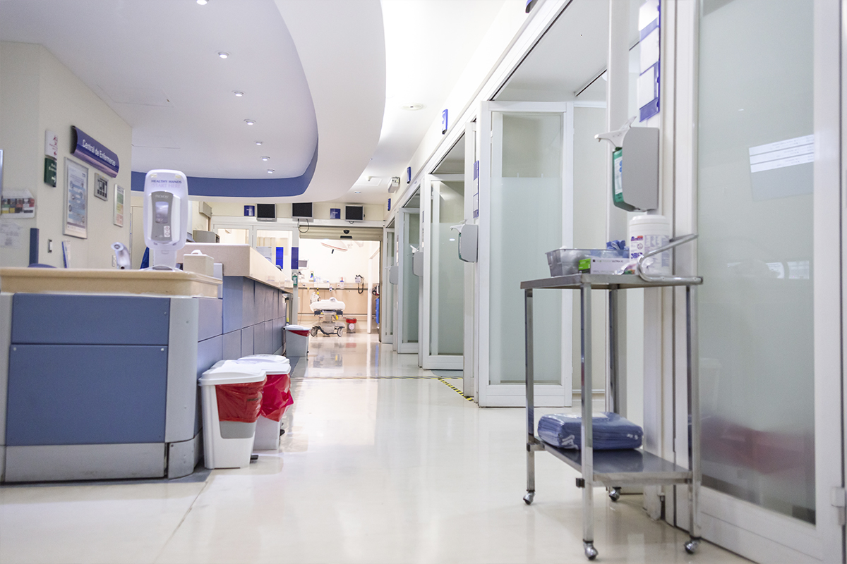 Interior del Área de Urgencias Médica Sur - Médica Sur Copyright